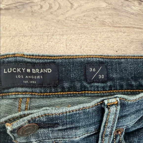 Lucky Brand Men's Dark Blue Denim Jeans - Picture 3 of 6